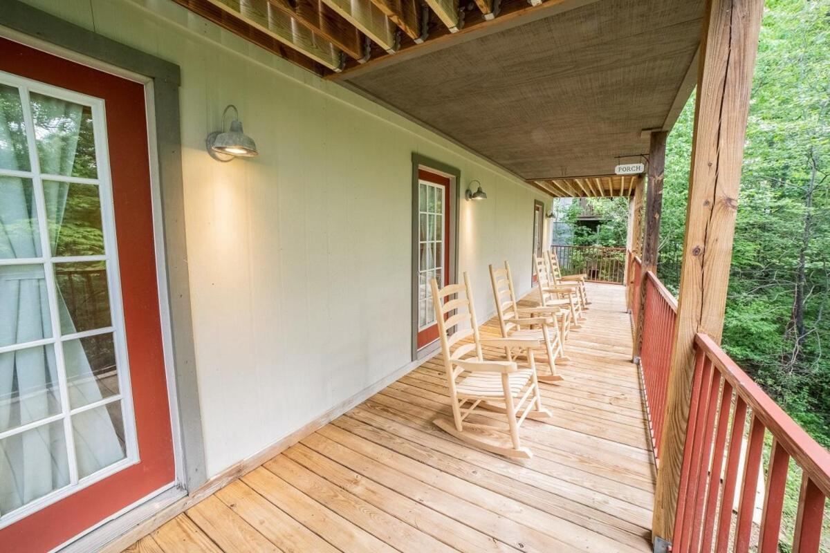 Cabin C In The Gatlinburg Art & Craft Community 외부 사진