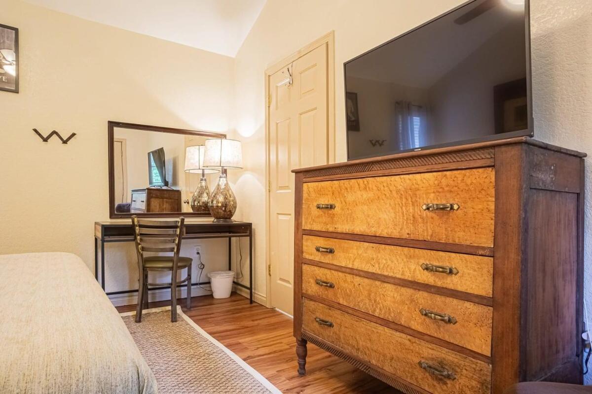 Cabin C In The Gatlinburg Art & Craft Community 외부 사진